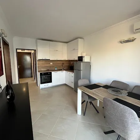 двуспални оазис бийч клуб * Lozenets