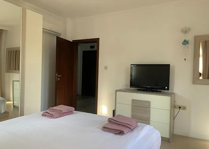 двуспални оазис бийч клуб Apartment