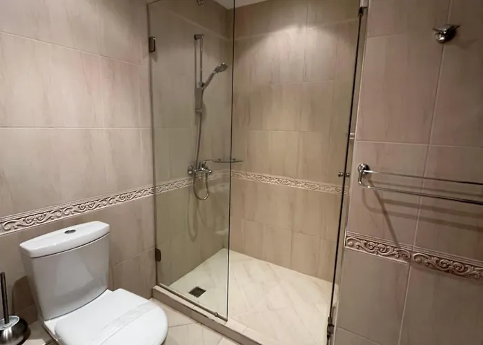 двуспални оазис бийч клуб *