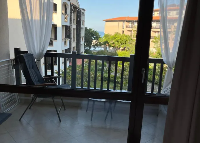 двуспални оазис бийч клуб * 로제넷츠